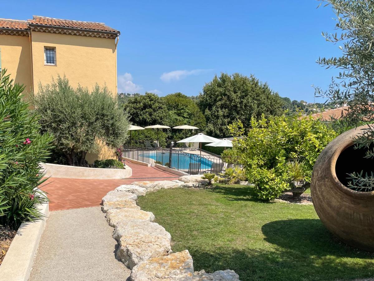 Hotel Marc-Hely La Colle-sur-Loup Exteriör bild